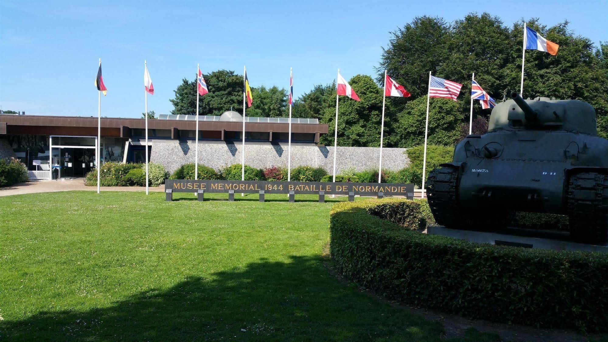 Premiere Classe Bayeux Bagian luar foto